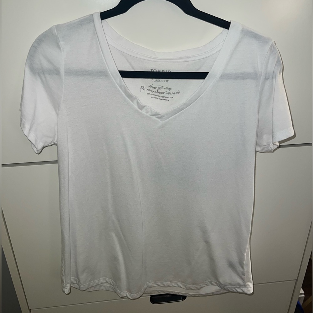 Torrid Classic Fit T-Shirt — White — Size 00